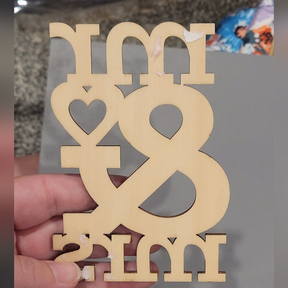 Mr & Mrs Wood Craft Piece - Picture 3 of 3